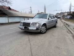 Сүрөт унаа Mercedes-Benz E-Класс