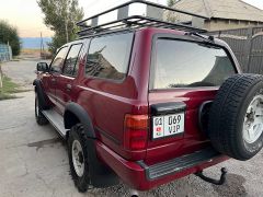 Photo of the vehicle Toyota Hilux Surf