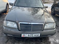 Сүрөт унаа Mercedes-Benz C-Класс