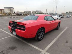 Photo of the vehicle Dodge Challenger