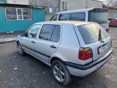 Photo of the vehicle Volkswagen Golf