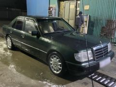 Photo of the vehicle Mercedes-Benz W124