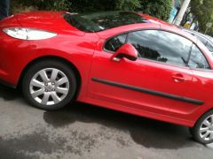 Photo of the vehicle Peugeot 207