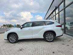 Сүрөт Toyota Highlander  2024