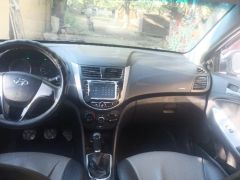 Фото авто Hyundai Solaris