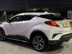 Photo of the vehicle Toyota C-HR