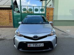 Фото авто Toyota Prius v (+)