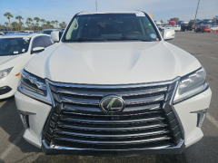 Photo of the vehicle Lexus LX