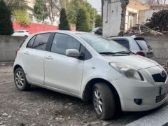 Фото авто Toyota Yaris