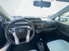 Фото авто Toyota Prius c