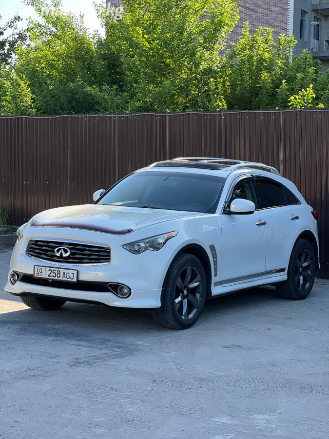 Infiniti FX