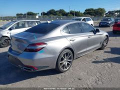 Photo of the vehicle Genesis G70