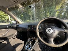 Фото авто Volkswagen Golf