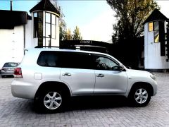 Сүрөт унаа Toyota Land Cruiser