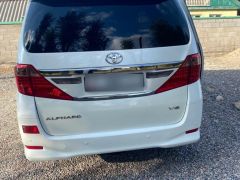 Фото авто Toyota Alphard