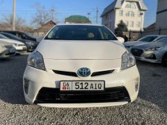 Фото авто Toyota Prius