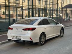 Photo of the vehicle Hyundai Sonata