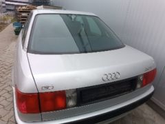 Сүрөт унаа Audi 80