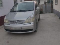 Сүрөт унаа Nissan Serena