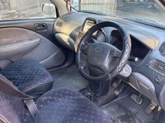 Сүрөт унаа Toyota Raum