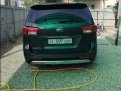 Photo of the vehicle Kia Carnival