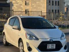 Фото авто Toyota Prius c