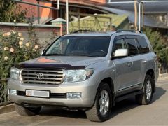 Фото авто Toyota Land Cruiser