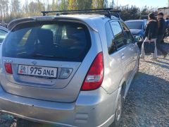 Сүрөт унаа Suzuki Liana