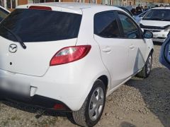 Сүрөт унаа Mazda 2