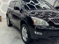 Photo of the vehicle Lexus RX