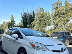 Сүрөт унаа Toyota Prius