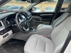 Сүрөт унаа Toyota Highlander