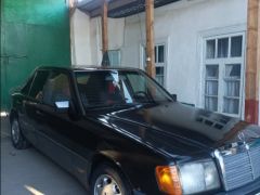 Сүрөт унаа Mercedes-Benz W124