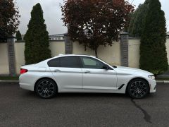 Photo of the vehicle BMW 5 Series