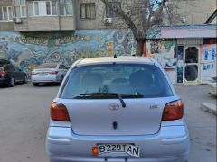 Сүрөт унаа Toyota Vitz