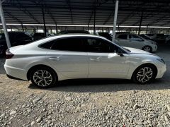 Photo of the vehicle Hyundai Sonata