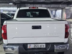 Сүрөт унаа Toyota Tundra