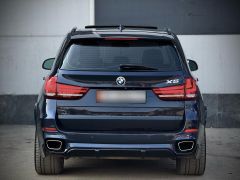 Photo of the vehicle BMW X5