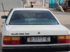 Photo of the vehicle Audi 100