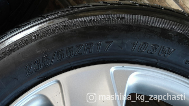 Tires - Комплект почти новой летней резины 235/55 R17 с дисками