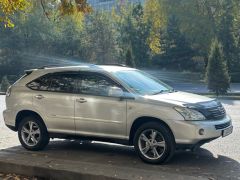 Photo of the vehicle Lexus RX