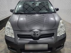 Фото авто Toyota Corolla Verso