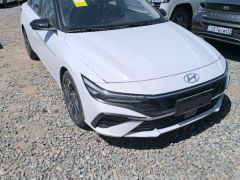 Сүрөт унаа Hyundai Elantra