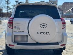 Сүрөт унаа Toyota RAV4