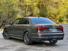 Photo of the vehicle Volkswagen Passat