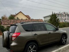 Сүрөт унаа Toyota RAV4