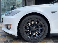 Photo of the vehicle Tesla Model S