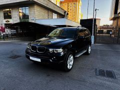 Photo of the vehicle BMW X5