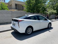 Фото авто Toyota Prius