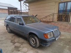 Photo of the vehicle Mercedes-Benz W124